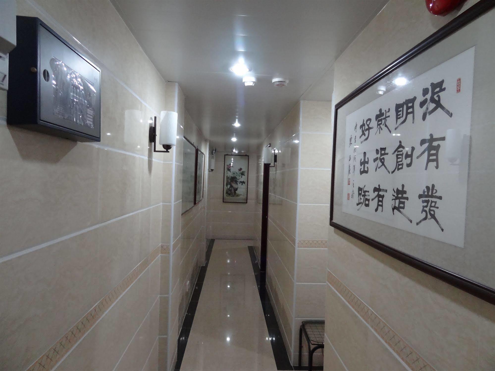 Tai Wah Hostel Hong Kong Esterno foto